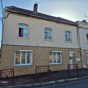 Immeuble de rapport comprenant 2 T3 162 m2.
