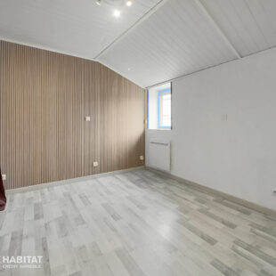 Maison  6 pièce(s) 151 m2