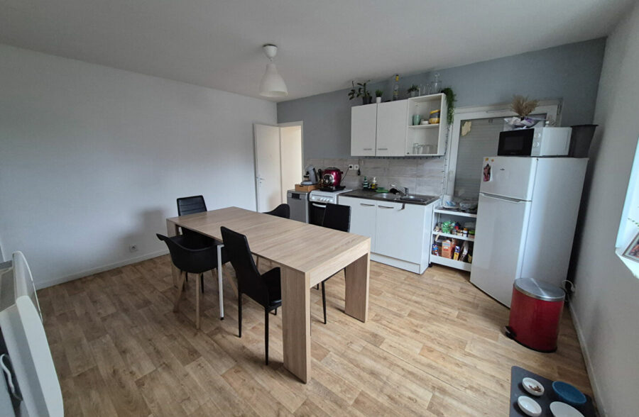 Immeuble comprenant 3 logements.