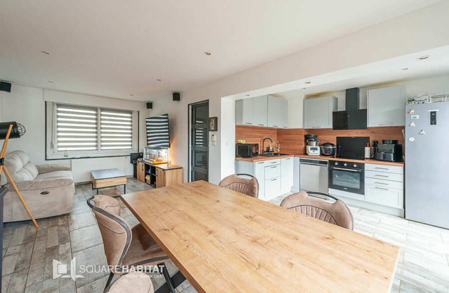 MAISON 3 CHAMBRES AVEC SOUS SOL