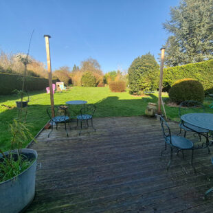 Pavillon individuel ,semi plain pied,5 chambres ,sous sol complet