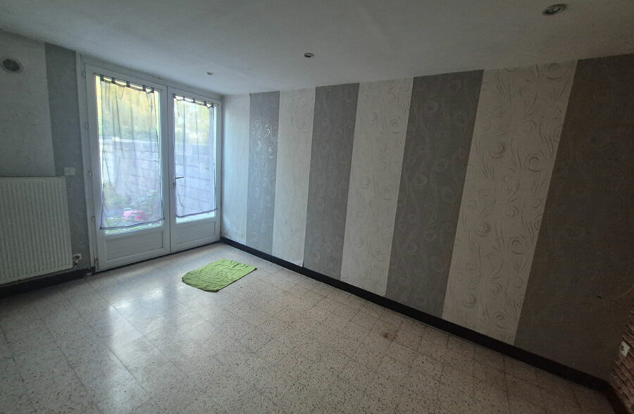 EXCLUSIVITÉ INVESTISSEUR : Maison à fort potentiel à Anzin ! &nbsp;Sous compromis&nbsp;