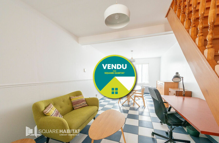 MAISON ENTIÈREMENT MEUBLÉE IDÉAL INVESTISSEMENT OU PREMIÈRE ACQUISITION ! &nbsp;Sous compromis&nbsp;