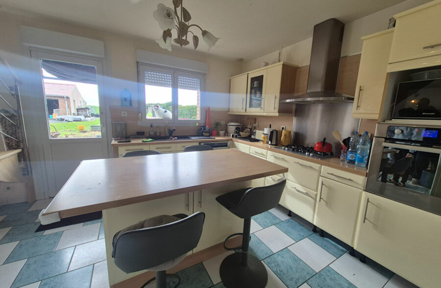 Maison Divion 8 pièce(s) 150 m2