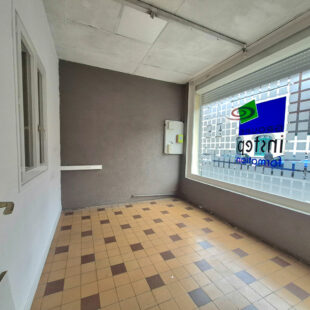 Immeuble de rapport 278m2  local commercial + t3  Douai