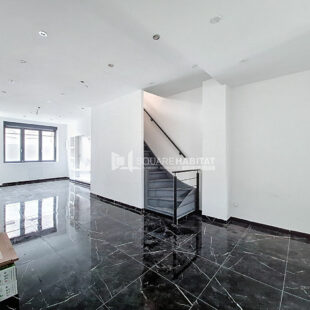 LE FLOCON – MAISON COMPLETEMENT RENOVEE AVEC JARDIN DE VILLE <small>&nbsp;Sous compromis&nbsp;</small>