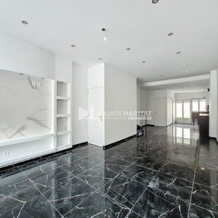 LE FLOCON – MAISON COMPLETEMENT RENOVEE AVEC JARDIN DE VILLE <small>&nbsp;Sous compromis&nbsp;</small>