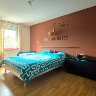 MAISON FAMILIALE 133 m² 4 CHAMBRES ET JARDIN