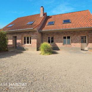 Maison à 10 mn d’Houplin-Ancoisne 6 pièce(s) 180 m2 <small>&nbsp;Sous compromis&nbsp;</small>