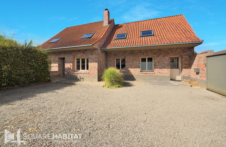 Maison à 10 mn d’Houplin-Ancoisne 6 pièce(s) 180 m2 <small>&nbsp;Sous compromis&nbsp;</small>