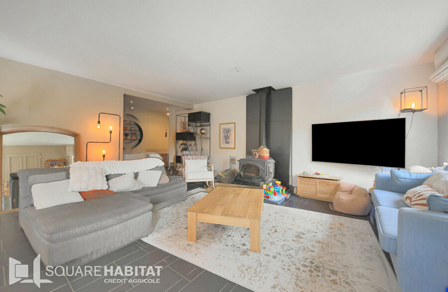 Maison à 10 mn d’Houplin-Ancoisne 6 pièce(s) 180 m2 <small>&nbsp;Sous compromis&nbsp;</small>