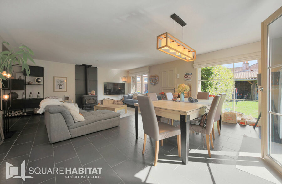 Maison à 10 mn d’Houplin-Ancoisne 6 pièce(s) 180 m2 <small>&nbsp;Sous compromis&nbsp;</small>