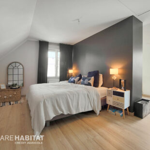 Maison à 10 mn d’Houplin-Ancoisne 6 pièce(s) 180 m2 <small>&nbsp;Sous compromis&nbsp;</small>