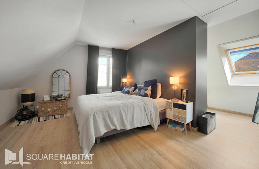 Maison à 10 mn d’Houplin-Ancoisne 6 pièce(s) 180 m2 <small>&nbsp;Sous compromis&nbsp;</small>