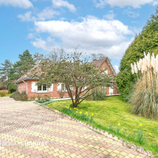 Maison Saint Amand Les Eaux 7 pièce(s) 180 m2 <small>&nbsp;Sous compromis&nbsp;</small>