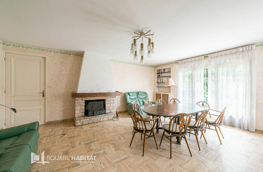 Maison Saint Amand Les Eaux 7 pièce(s) 180 m2 <small>&nbsp;Sous compromis&nbsp;</small>
