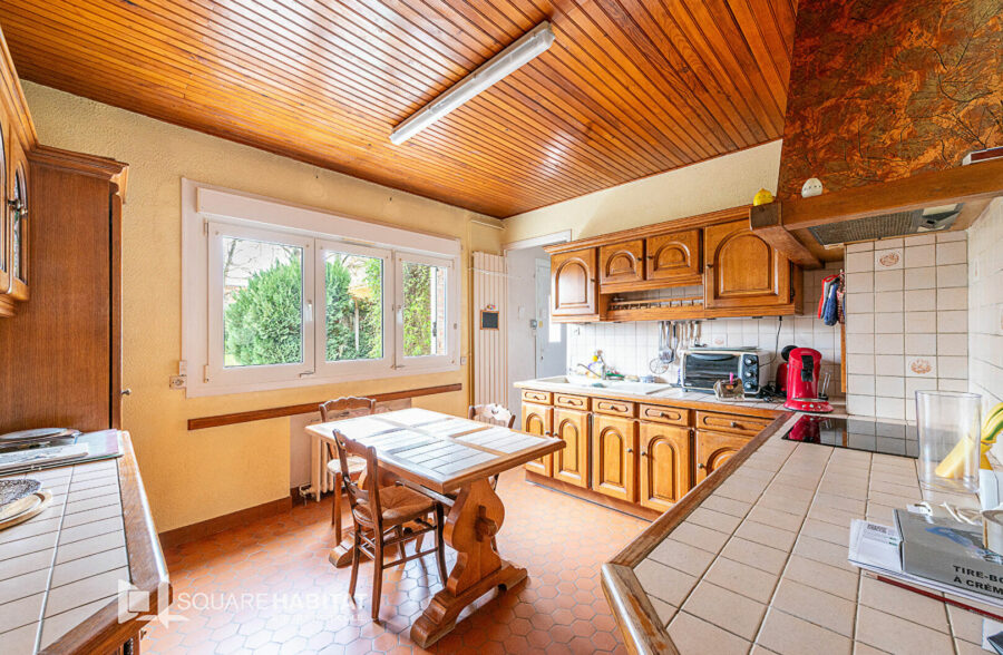Maison Saint Amand Les Eaux 7 pièce(s) 180 m2 <small>&nbsp;Sous compromis&nbsp;</small>