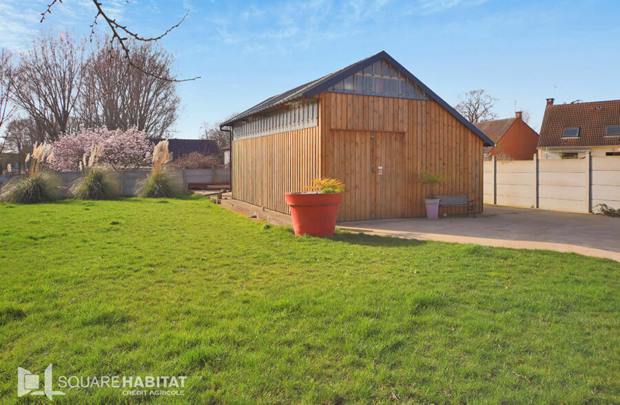 MAISON D’ARCHITECTE + HANGAR