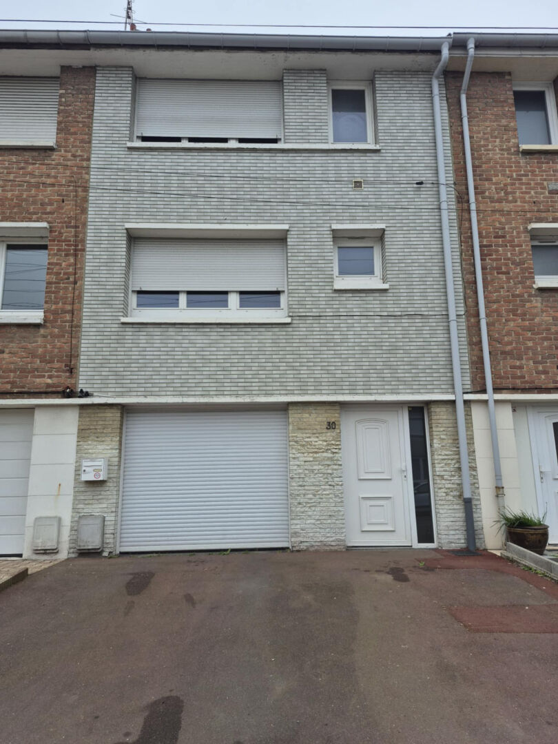 Maison Houplines Bourg  avec garage