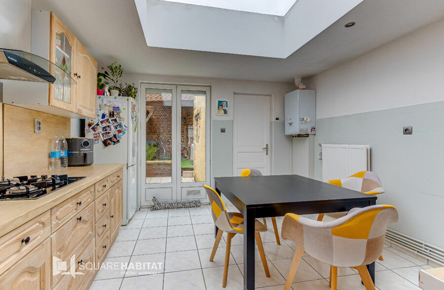 Charmante Maison 3 chambres + grenier aménagé+ extérieur !! 154 000€ FAI!!