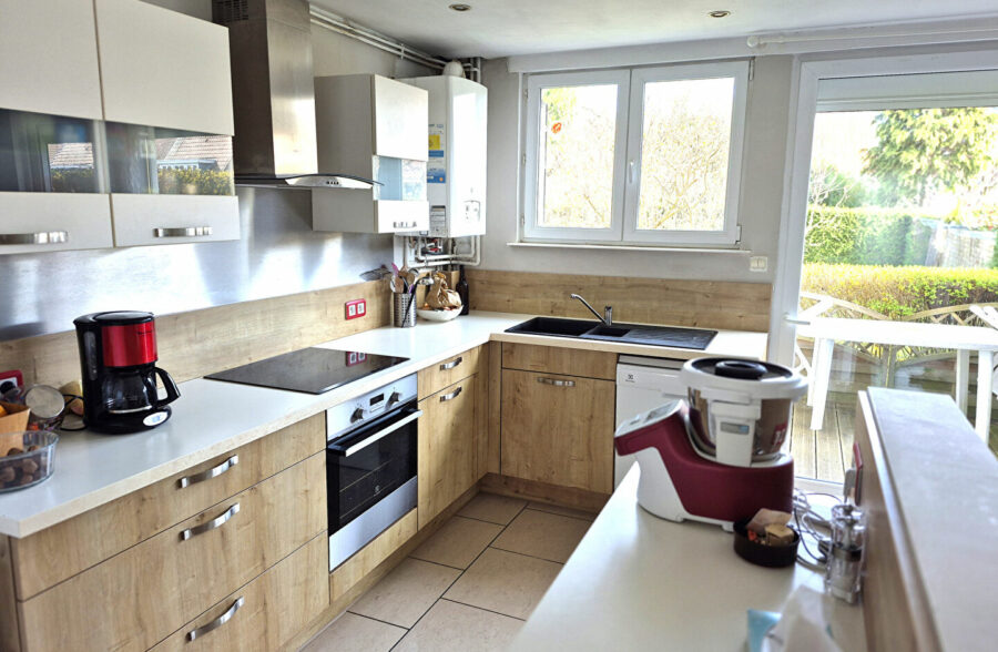 Nouveauté Square Habitat : maison semi individuelle idéale dans le secteur prisé de Croix Barbieux !