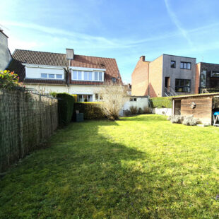 Nouveauté Square Habitat : maison semi individuelle idéale dans le secteur prisé de Croix Barbieux !