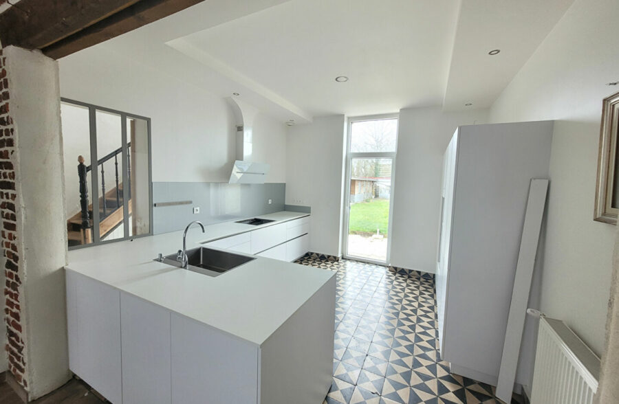 Maison Hasnon 8 pièce(s) 170 m2