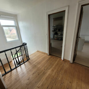 Maison Hasnon 8 pièce(s) 170 m2
