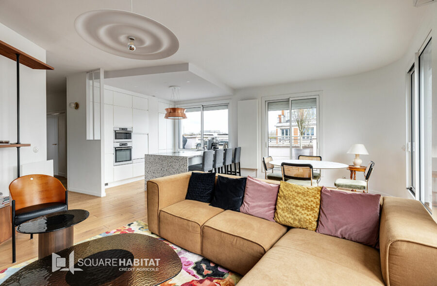 VAUBAN SUPERBE APPARTEMENT AVEC MAGNIFIQUE TERRASSE, CAVE ET GRAND GARAGE