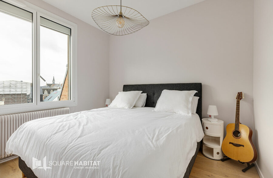 VAUBAN SUPERBE APPARTEMENT AVEC MAGNIFIQUE TERRASSE, CAVE ET GRAND GARAGE