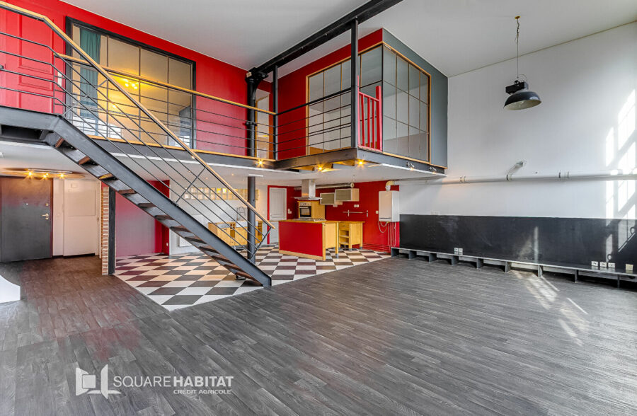 EN EXCLUSIVITÉ ! LOFT T3 DE 131 m² + place de parking AU C–UR DE ROUBAIX! 199 000€ FAI !!