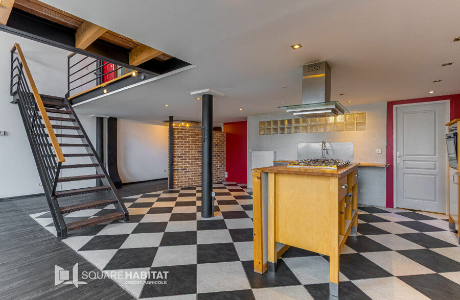 EN EXCLUSIVITÉ ! LOFT T3 DE 131 m² + place de parking AU C–UR DE ROUBAIX! 199 000€ FAI !!