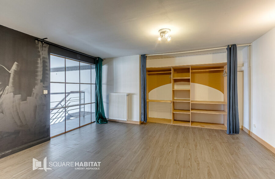 EN EXCLUSIVITÉ ! LOFT T3 DE 131 m² + place de parking AU C–UR DE ROUBAIX! 199 000€ FAI !!