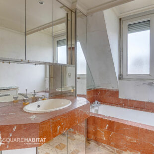 Maison  familiale des années 80  .