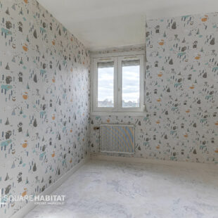 Maison  familiale des années 80  .