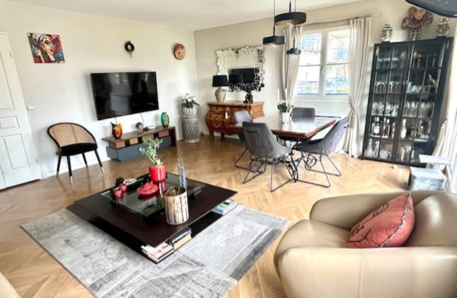 Superbe T4 avec 2 balcons et un grand garage