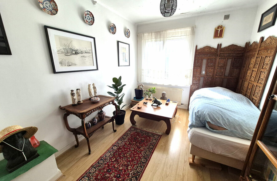 Croix, maison des années 60 dans un quartier calme et recherché