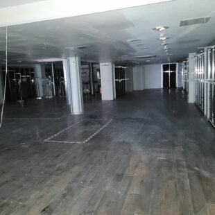 Local commercial 386 m²