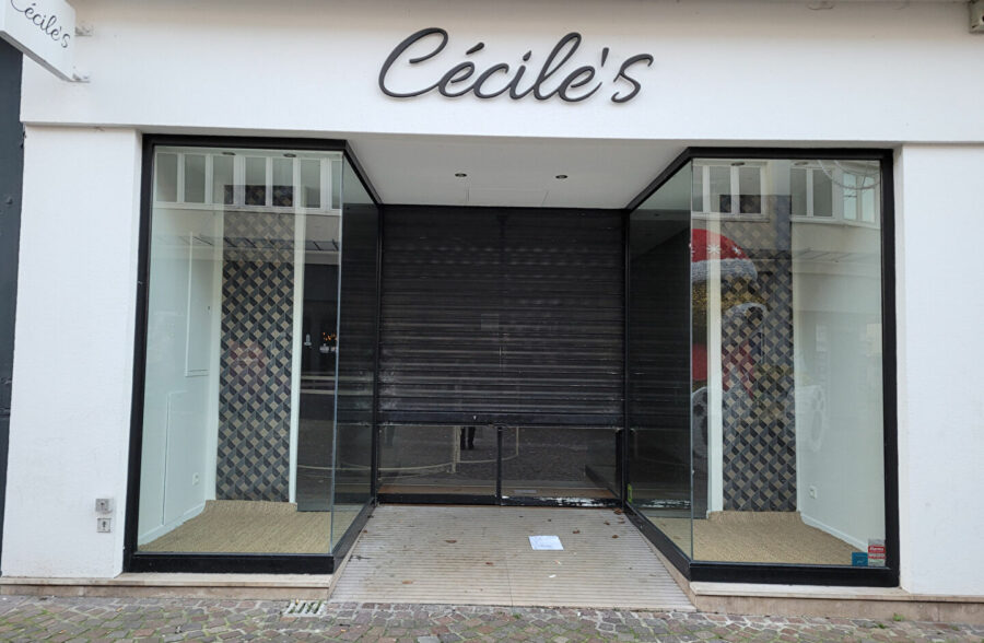 Local commercial 115 m²