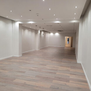 Local commercial 115 m²