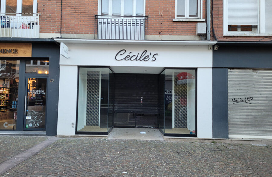 Local commercial 115 m²