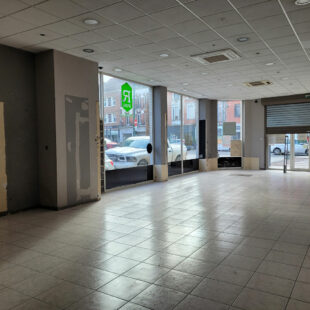 Local commercial 139 m²