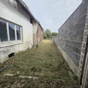MAISON SEMI-INDIVIDUELLE A RENOVER