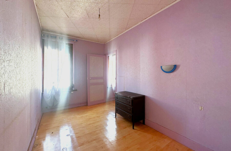 Maison de ville 3 chambres à rénover