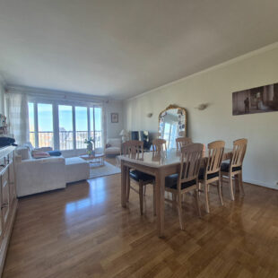 APPARTEMENT 105 m² 3 CHAMBRES ET GARAGE EN HYPER CENTRE