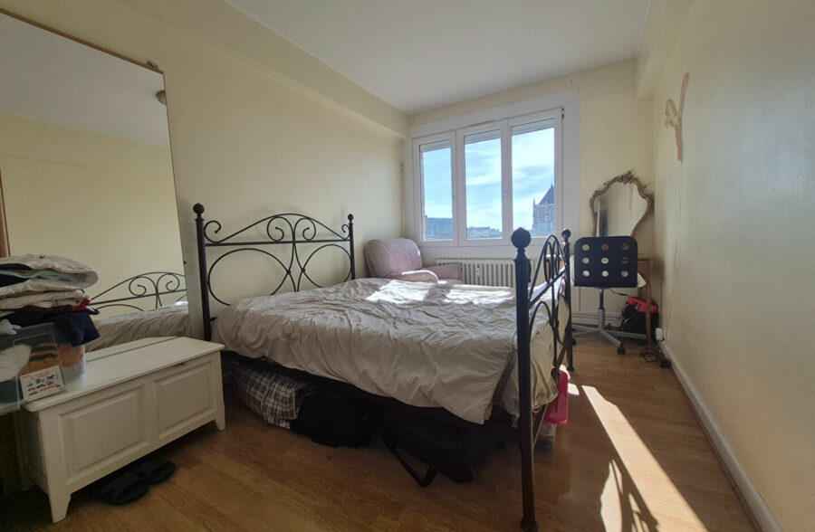 APPARTEMENT 105 m² 3 CHAMBRES ET GARAGE EN HYPER CENTRE