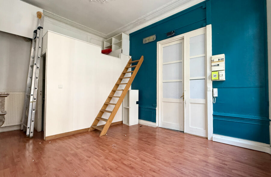 EXCLUSIVITE : BUREAU RUE COLBERT SECTEUR CATHO DE 21,62 m² RARE SUR LE MARCHE