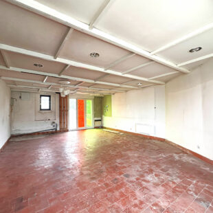 Immeuble avec Local Commercial et Duplex – Caudry