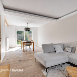 Maison des années 70-  4 chs jardin + garage proche tramway &nbsp;Sous compromis&nbsp;