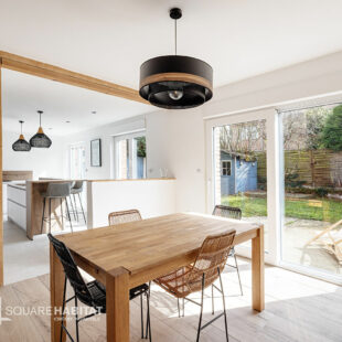 Maison des années 70-  4 chs jardin + garage proche tramway &nbsp;Sous compromis&nbsp;